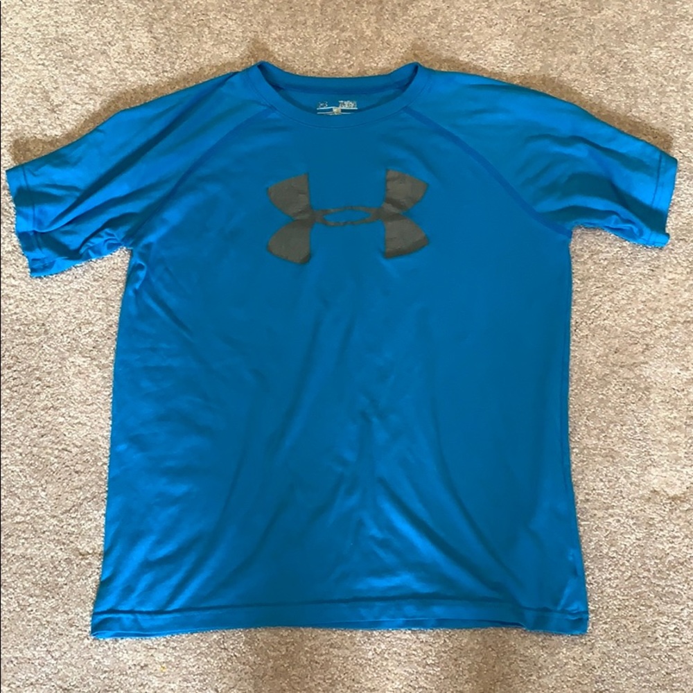 Boys under armour t shirt